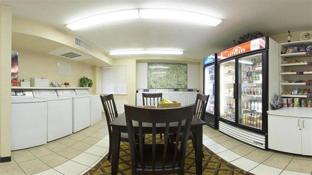 Sonesta Simply Suites San Antonio Northwest - Medical Center Extérieur photo